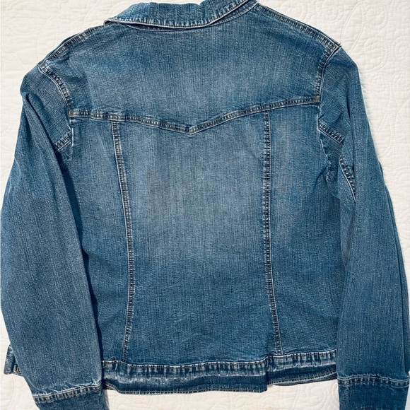 St. John's Bay Women's Blue Denim Jacket - Picture 2 of 6